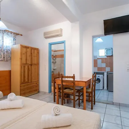Kontaratos Studios&apartments Apartamento Páros