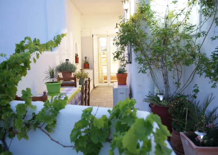 孔塔拉托斯一室公寓和公寓酒店