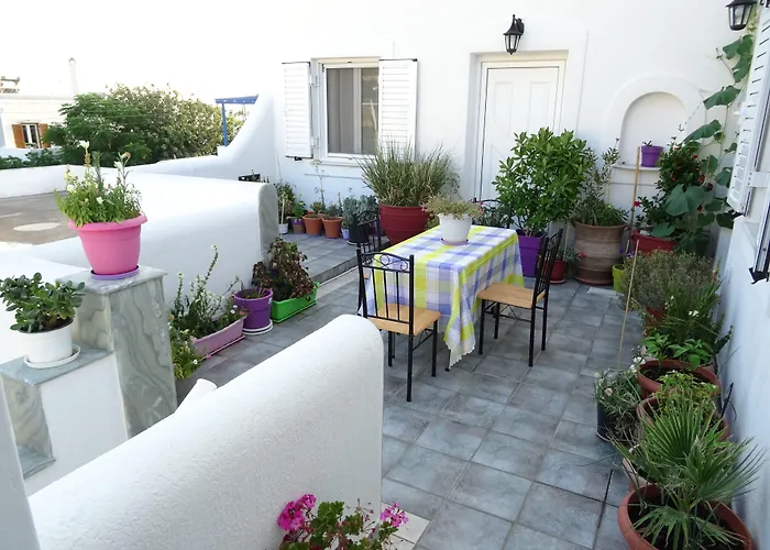 孔塔拉托斯一室公寓和公寓酒店 公寓 Páros