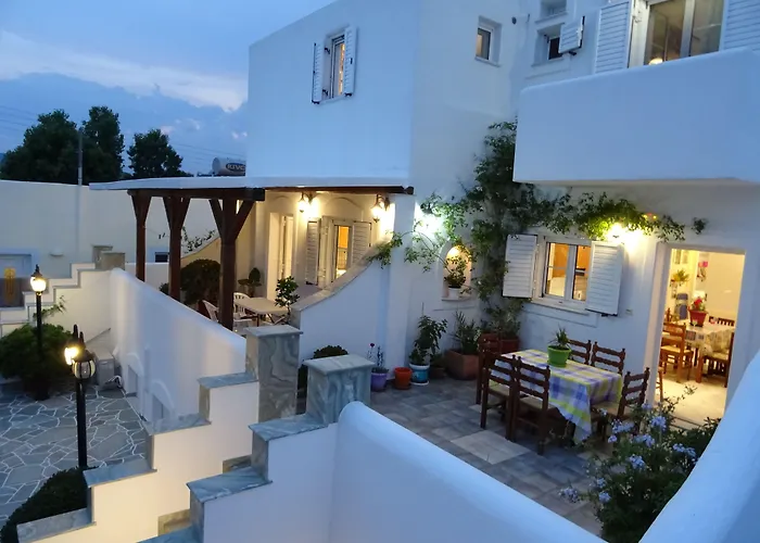 公寓 孔塔拉托斯一室公寓和公寓酒店 *