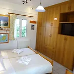 Apartment Kontaratos & Parikia (Paros)