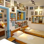 Kontaratos & Apartment *
