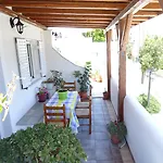 Kontaratos & Parikia (Paros)