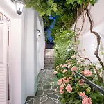 Apartment Kontaratos &