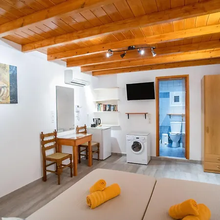 Kontaratos Studios&apartments Páros