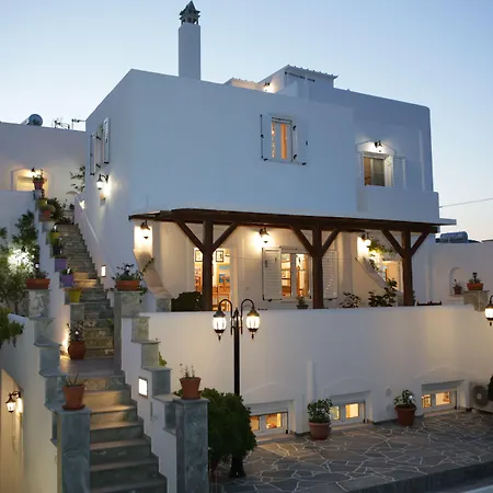 Kontaratos Studios&apartments Páros