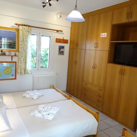 Apartament Kontaratos & Páros