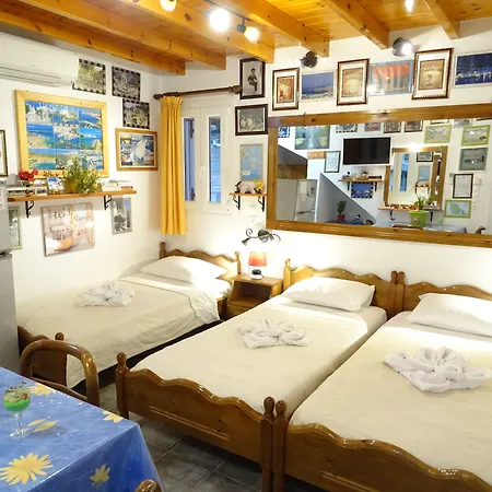 Kontaratos & Apartament Páros