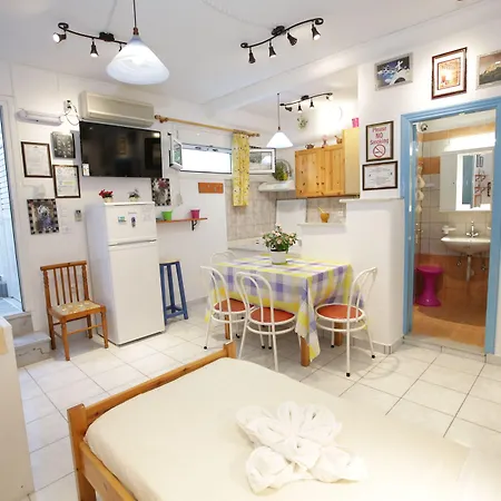 Kontaratos Studios&apartments Páros