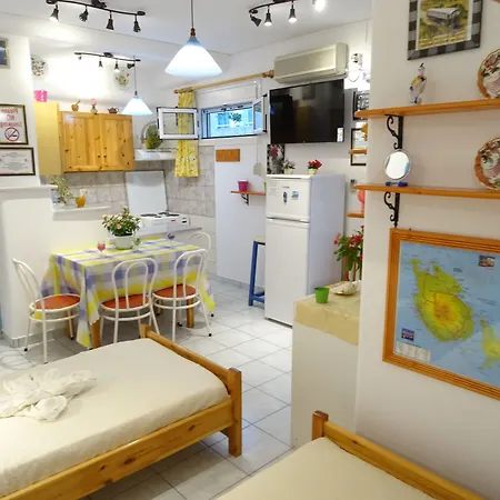 Apartament Kontaratos & *