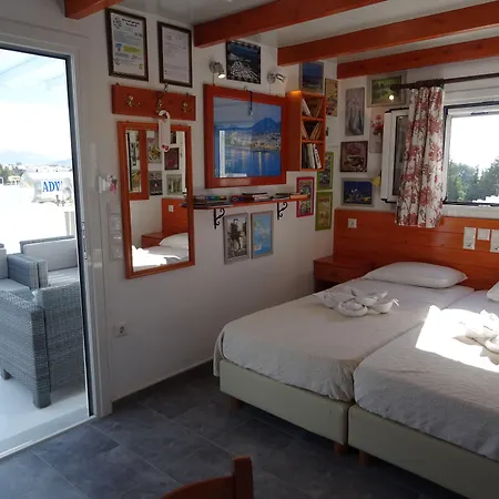 Kontaratos Studios&apartments *