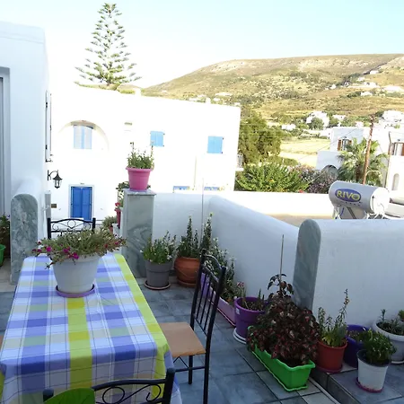 Kontaratos Studios&apartments