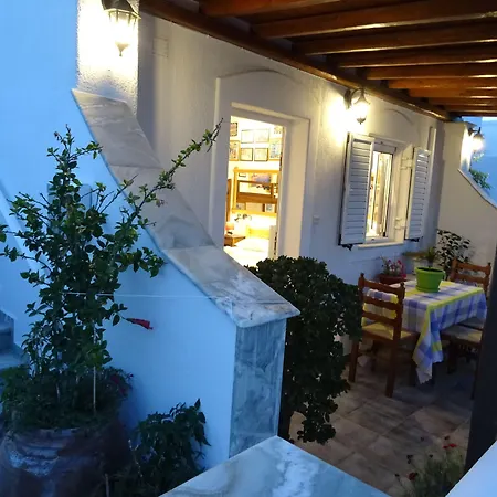 Kontaratos Studios&apartments *