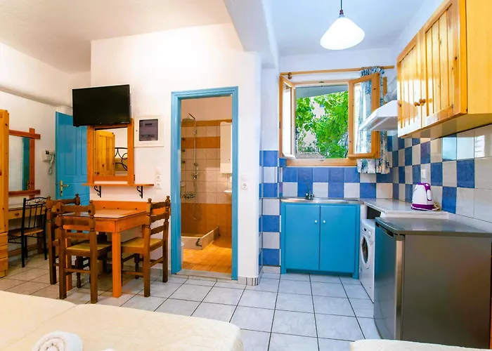 Kontaratos & Apartmán Páros